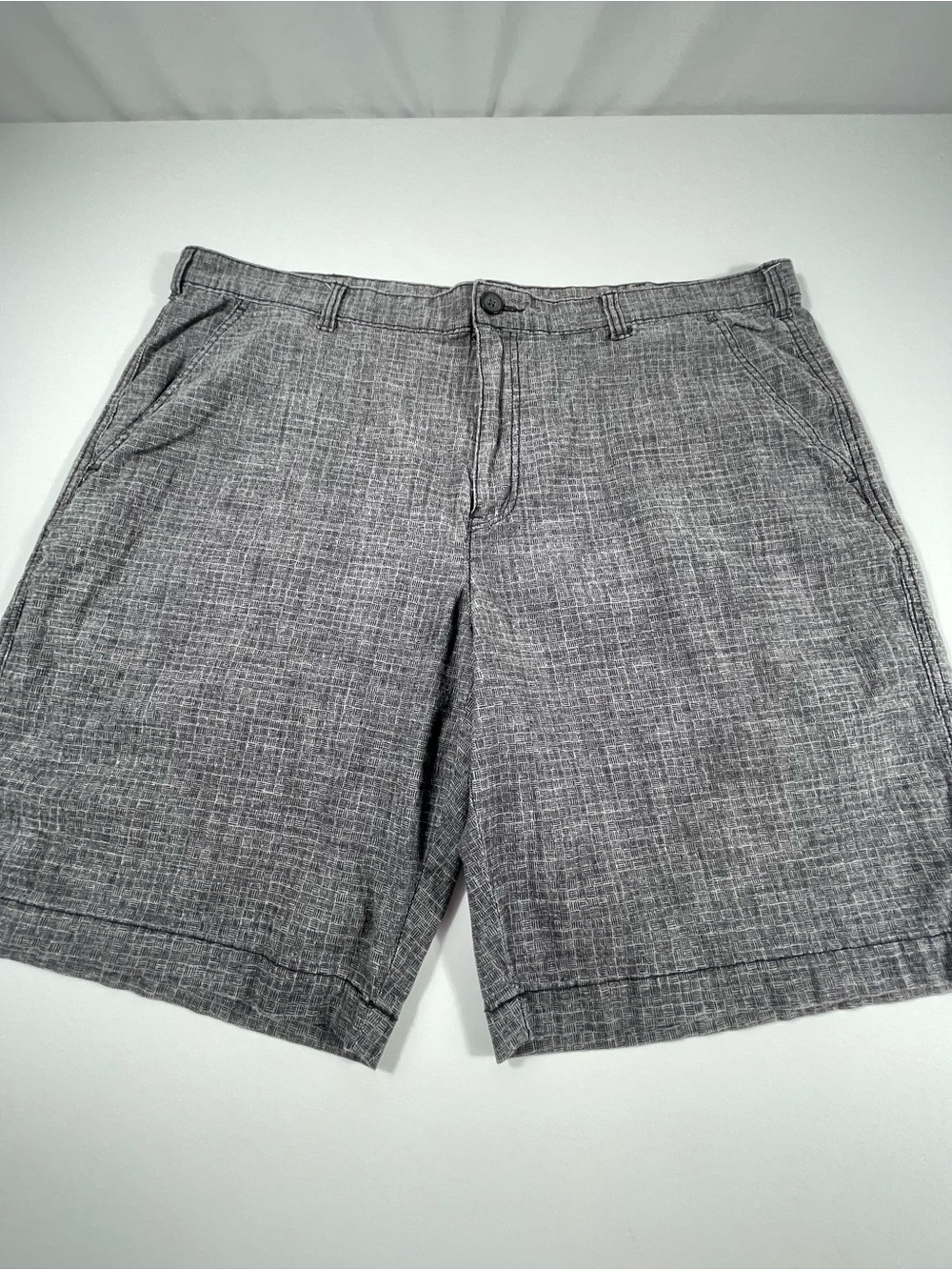 Mark Anthony Men’s Sz 40 Shorts Geometric Design Pattern Gray Black SKU#0181